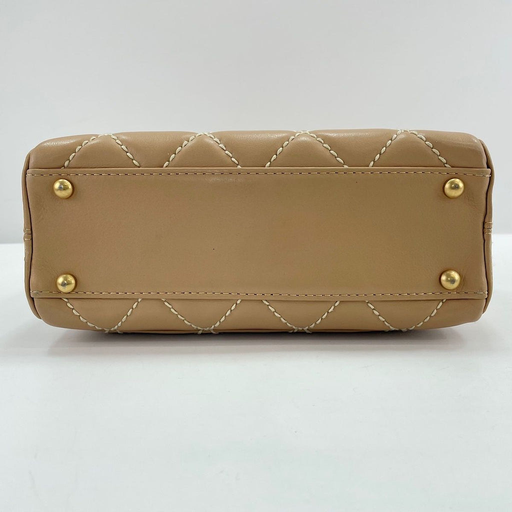 Chanel Handbag Beige — view 7