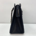 Chanel Handbag Black — view 5