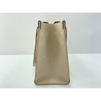 Louis Vuitton Tote On The Go MM — view 5