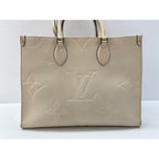 Louis Vuitton Tote On The Go MM — view 4