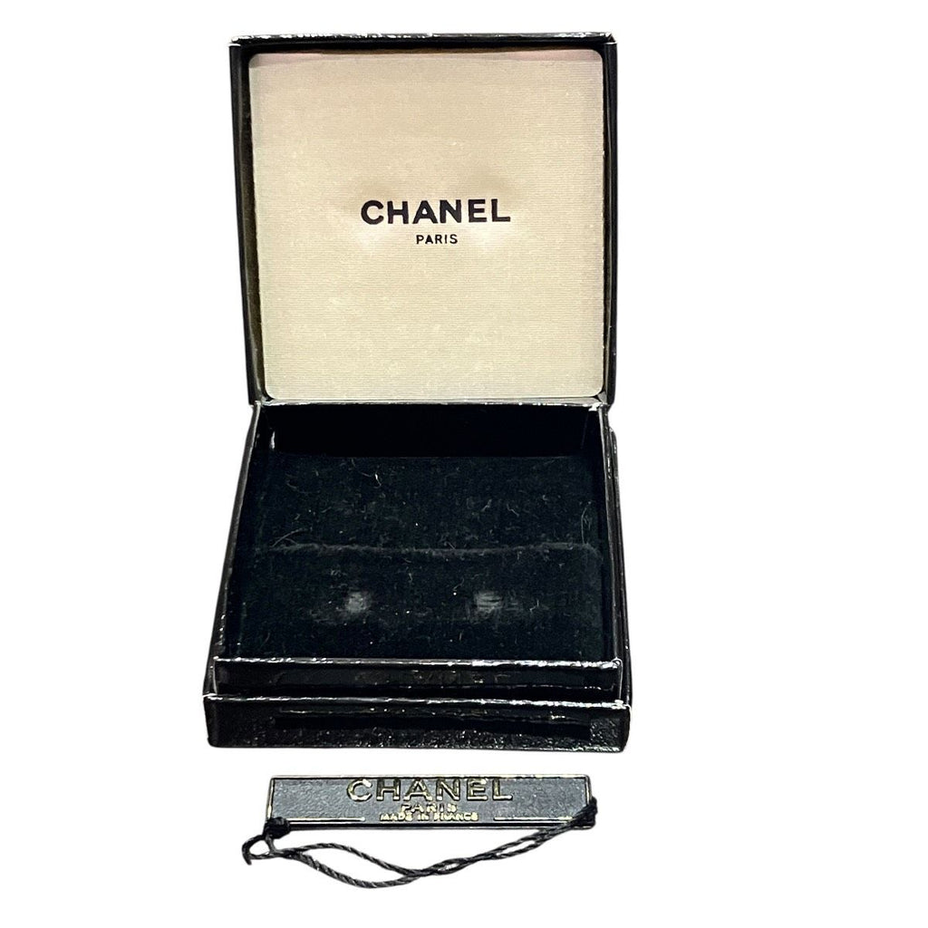 Chanel Earrings Gross Silver — view 6