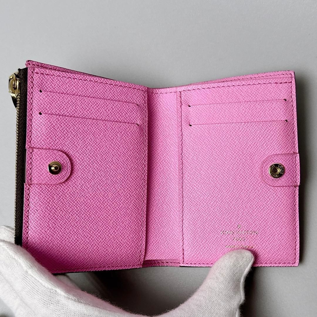 Louis Vuitton Monogram Portefeuille Lisa Bifold Wallet — view 3