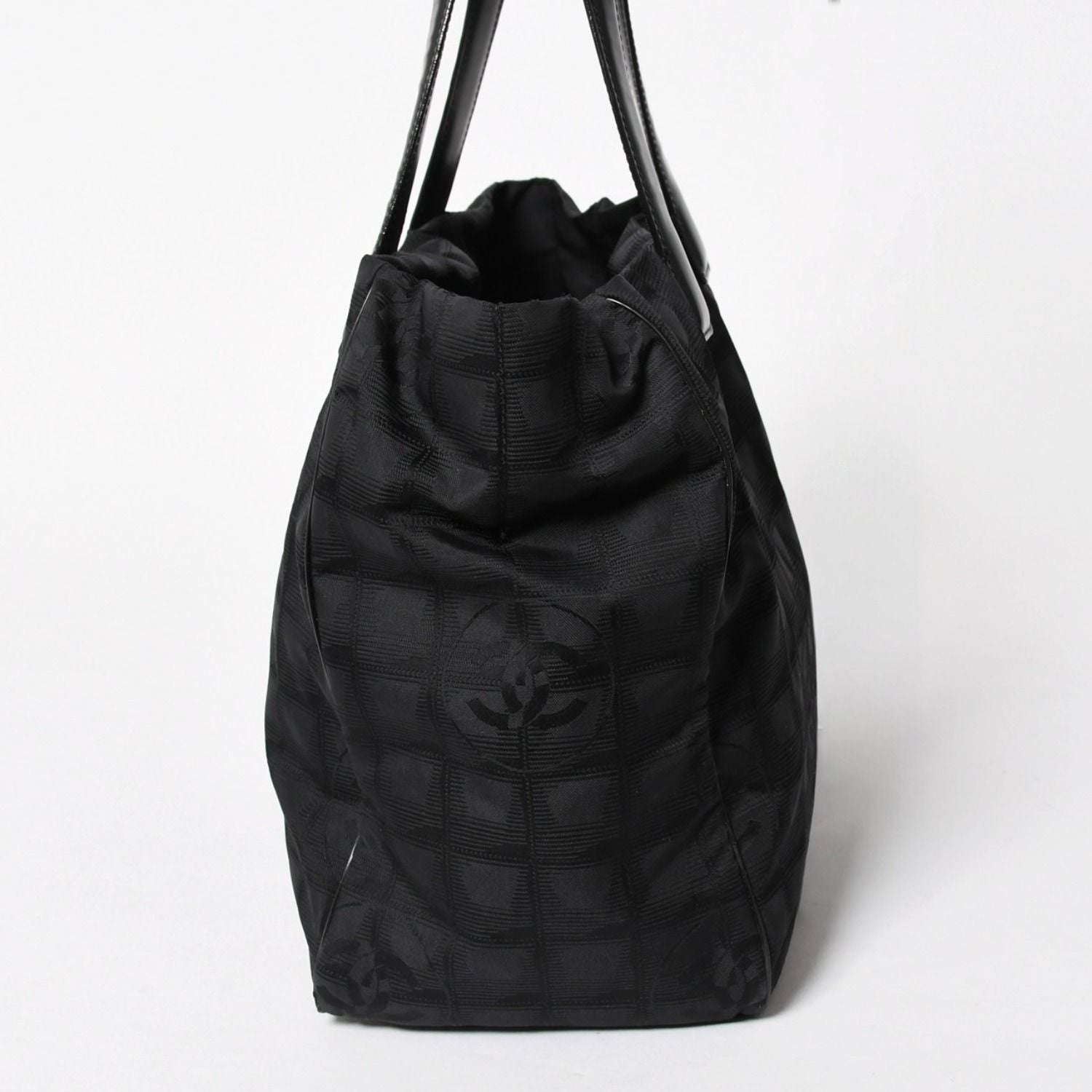 Chanel New Travel Line Tote Bag MM Black Nylon Jacquard CC Logo Gold — view 4