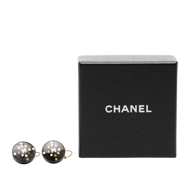 Chanel CC Logo Round Earrings 01 Gold Black Plated Plastic — view 4
