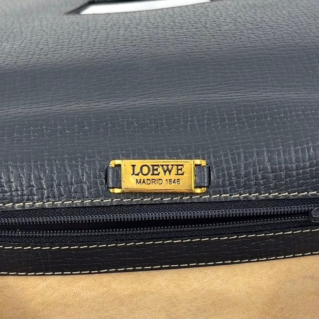 Loewe Barcelona Calfskin Darknavy Handbag Gold — view 4