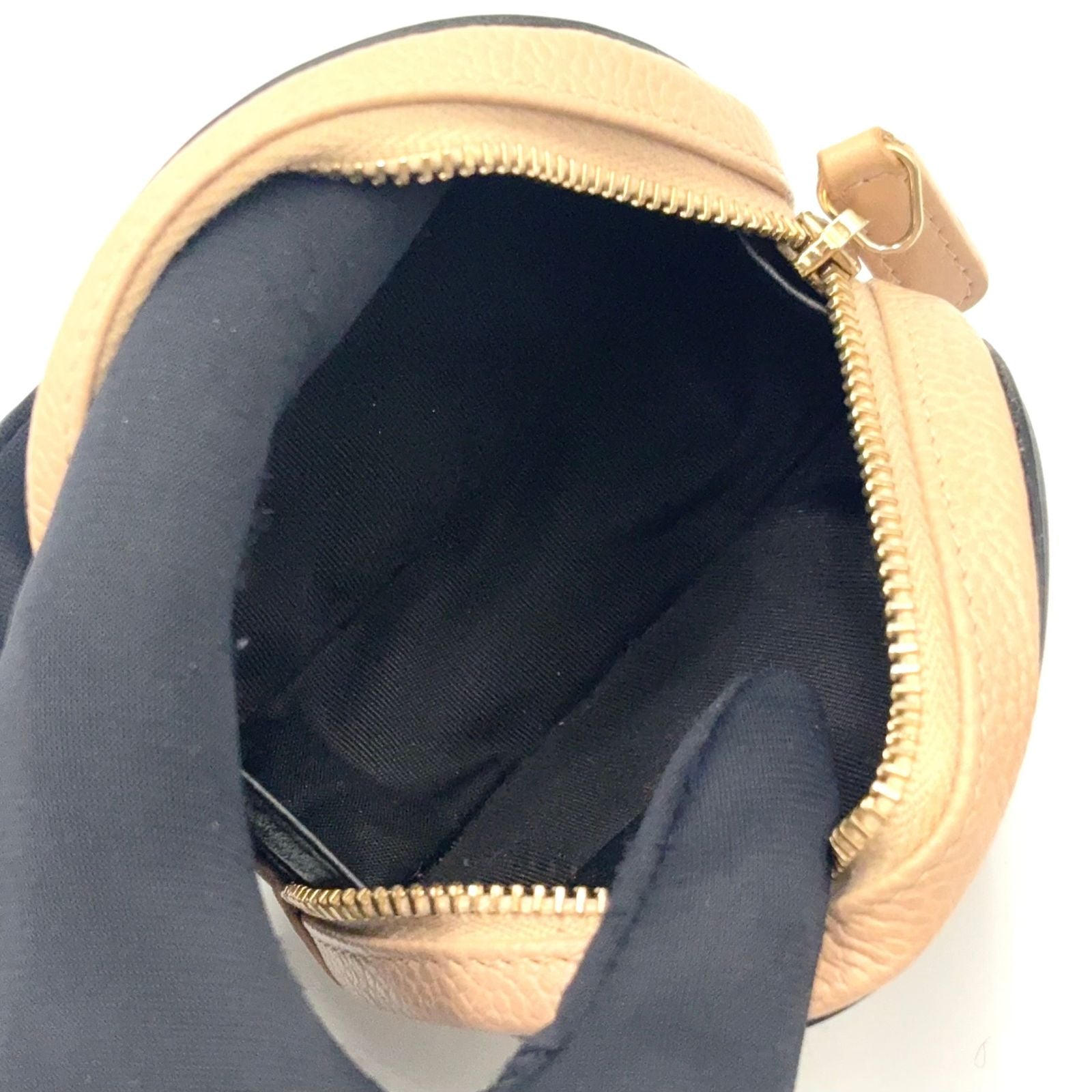 Chanel CC Stand Caviar Leather Black Beige Coin Case Gold — view 3