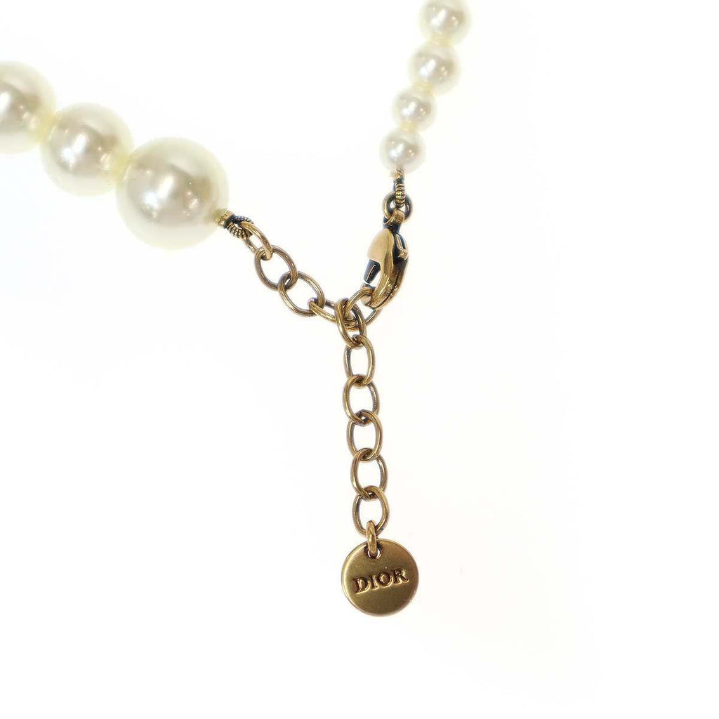 Dior 30 Montaigne Choker Faux Pearl Necklace White Gold — view 3