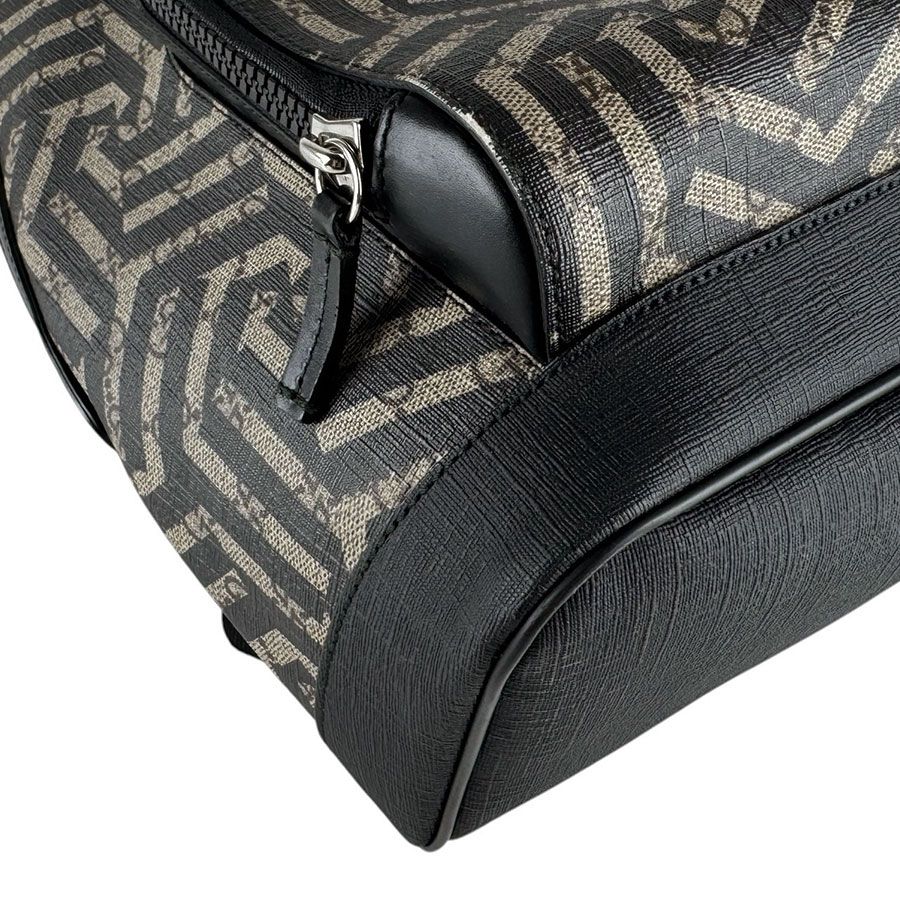 Gucci Backpack Geometric Carre — view 9