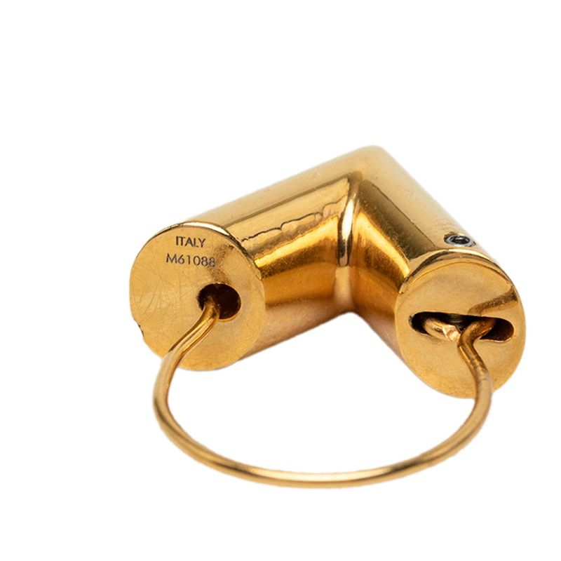Louis Vuitton Essential Earrings Gold Plated — view 3