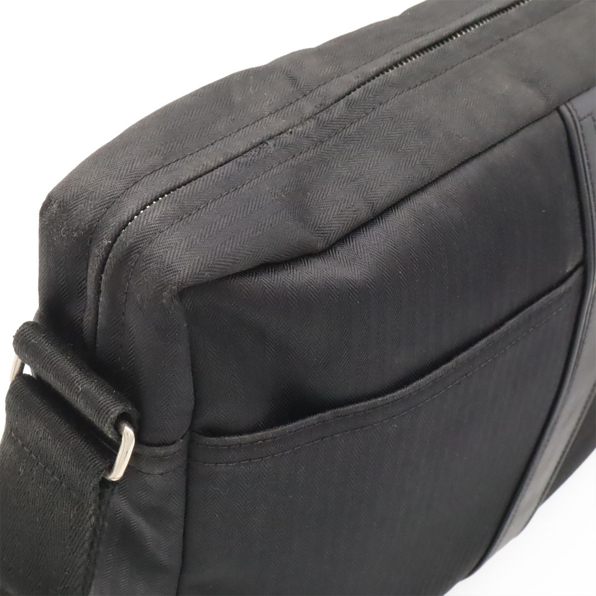 Hermes Acapulco Besace MM Shoulder Bag Crossbody Nylon Leather Black — view 4