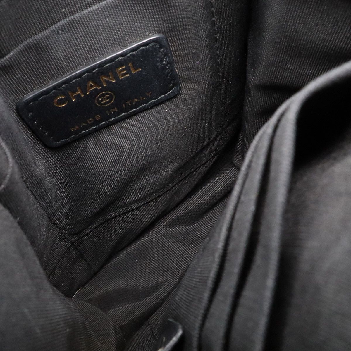 Chanel Logo Tweed Chain Shoulder Pouch Pochette Vinyl Leather Clear Black Gold — view 8