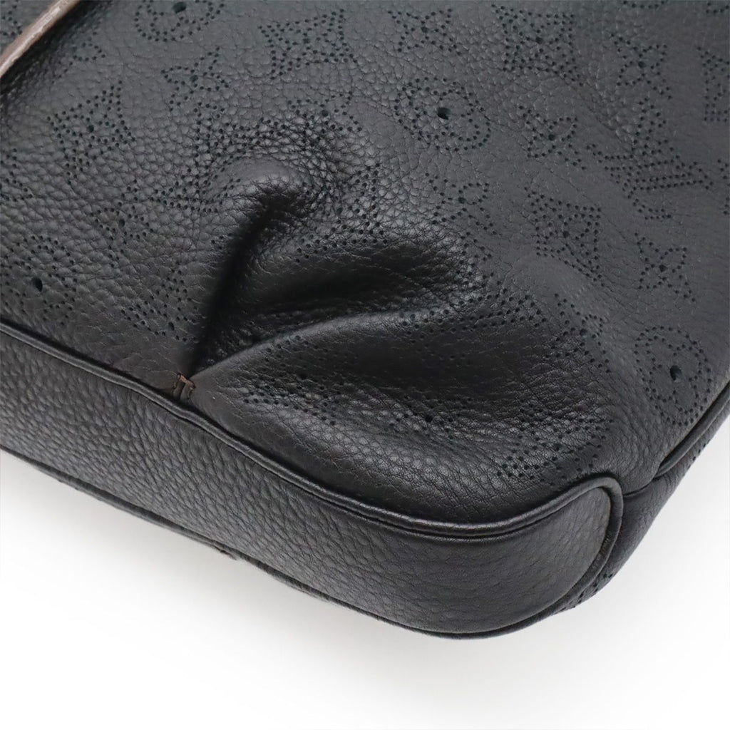 Louis Vuitton Mahina Selene PM 2-Way Shoulder Bag Noir Black Gold — view 3