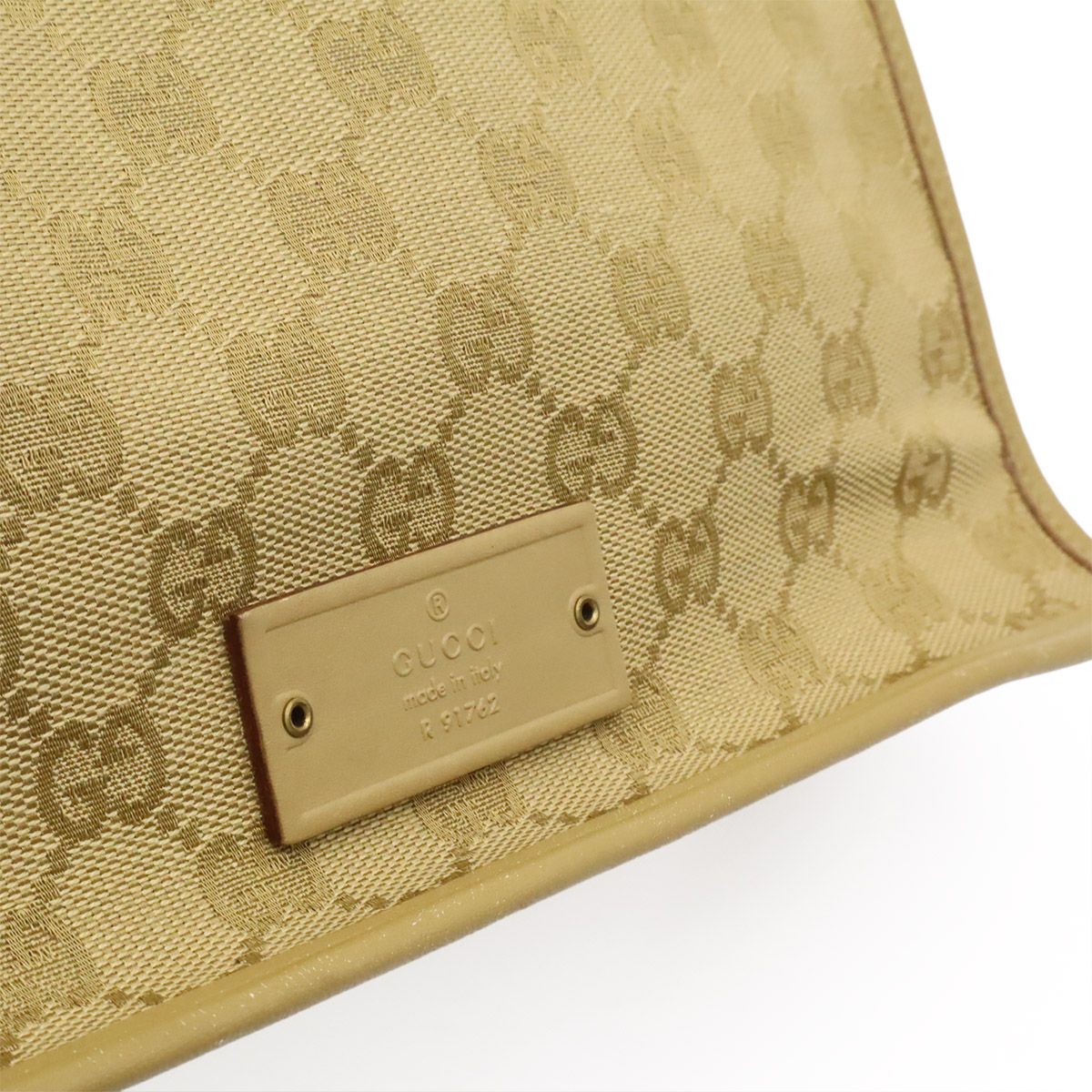 Gucci GG Canvas Shoulder Bag Crossbody Beige Gold — view 9
