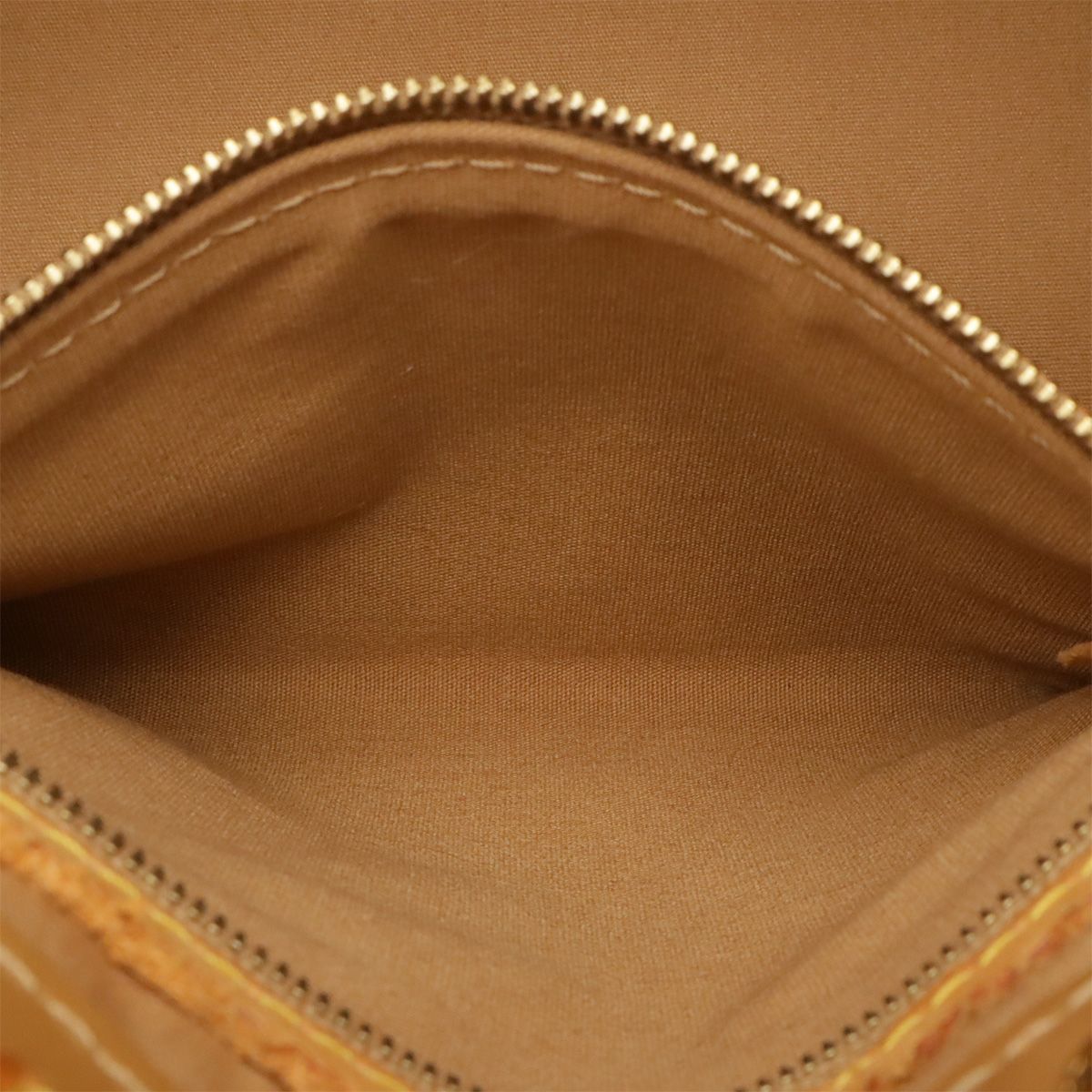 Louis Vuitton Monogram Vernis Reed PM Tote Mini Enamel Noisette Beige — view 7