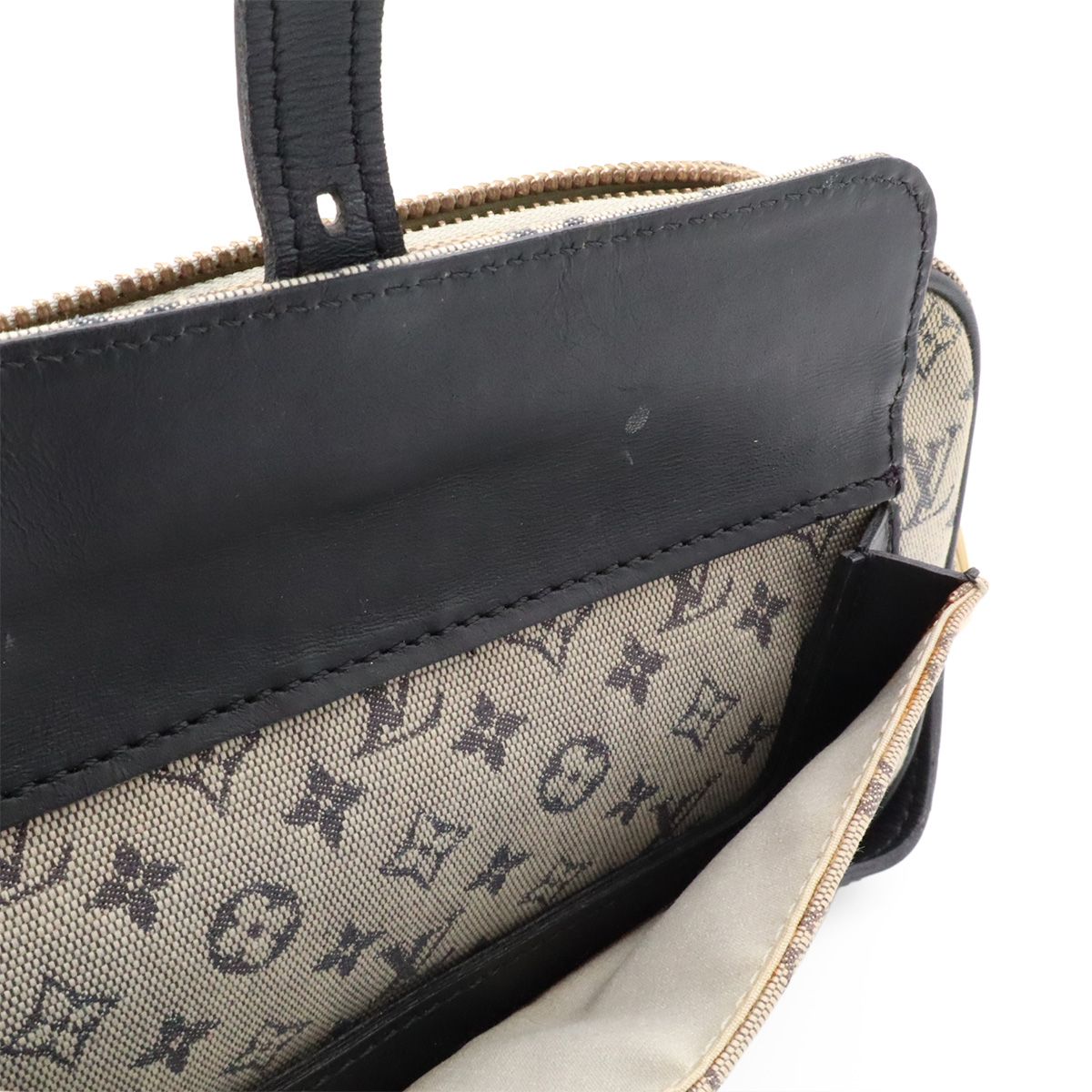 Louis Vuitton Monogram Mini Juliette MM Shoulder Bag Pochette Crossbody Canvas — view 8