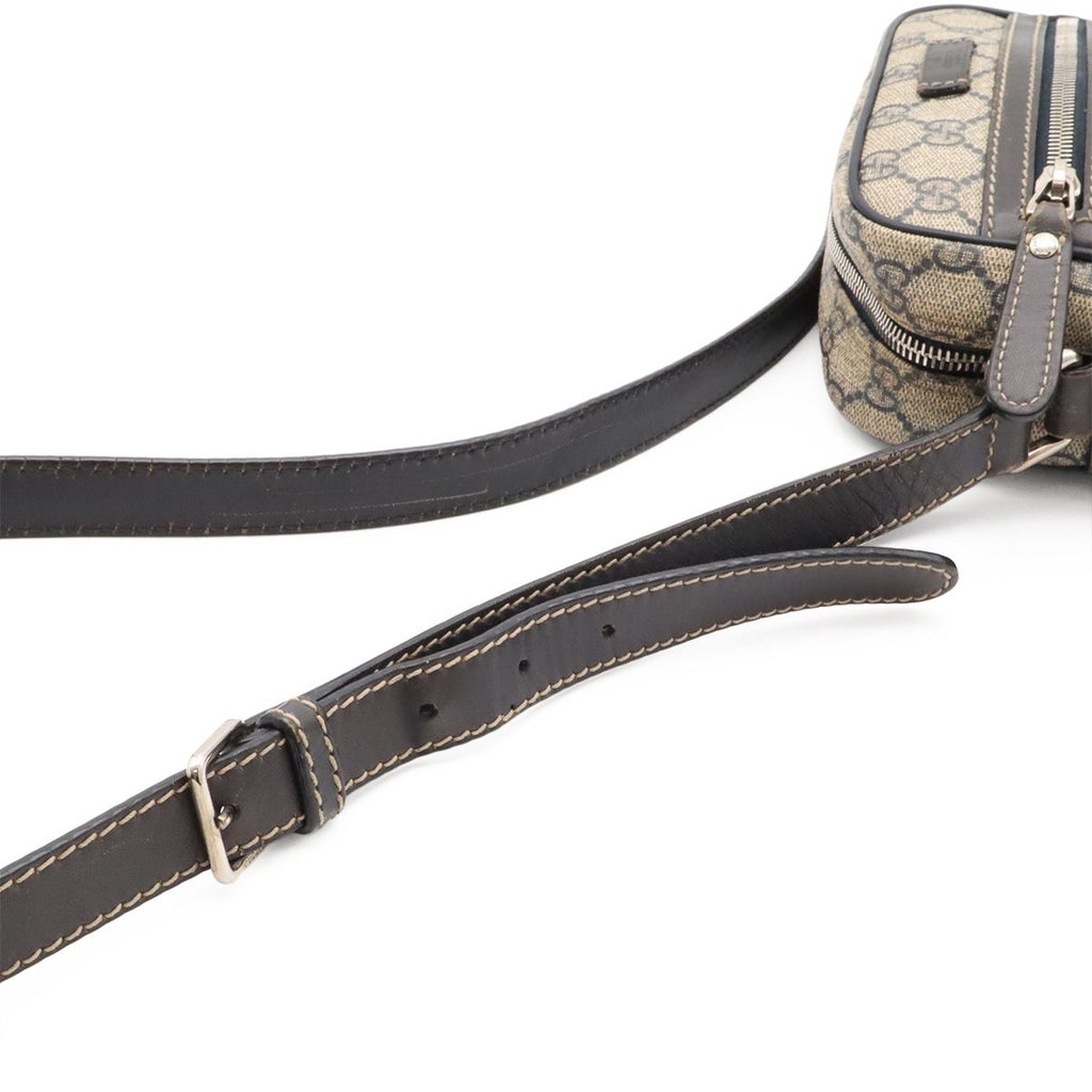 Gucci GG Plus Supreme Shoulder Bag Pochette Crossbody Leather Navy Beige Silver — view 4