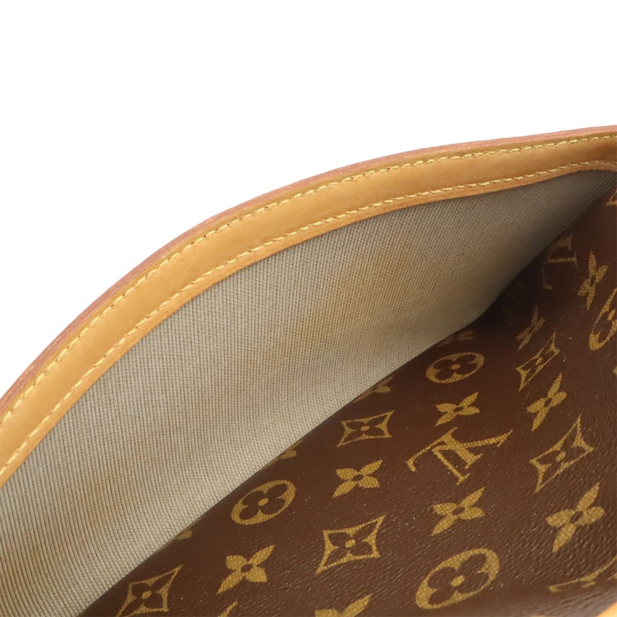 Louis Vuitton Monogram Reporter PM Shoulder — view 9