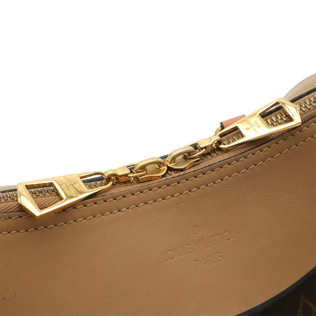 Louis Vuitton Monogram Roulis 2-Way Shoulder — view 6