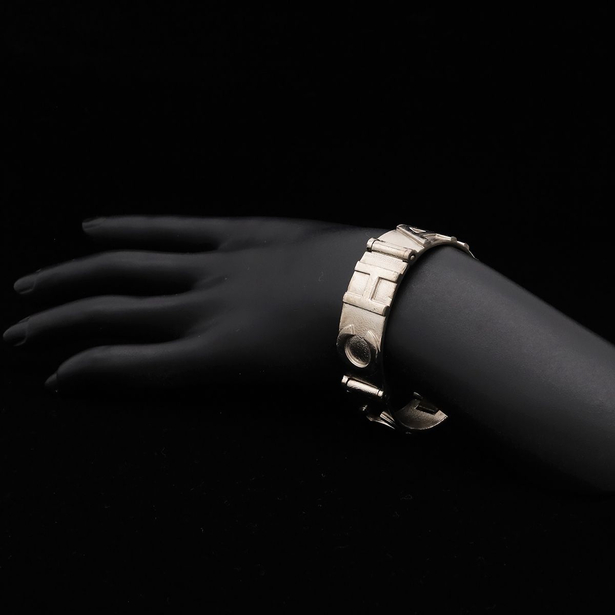 Chanel Logo Bracelet Bangle Metal Silver — view 7
