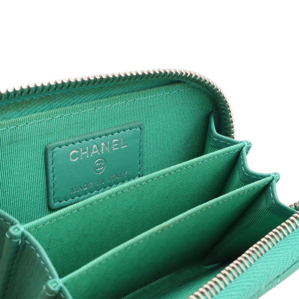 Chanel Quilted CC Logo Zip Coin Purse Zip Around Lambskin Leather Emerald Green — view 7