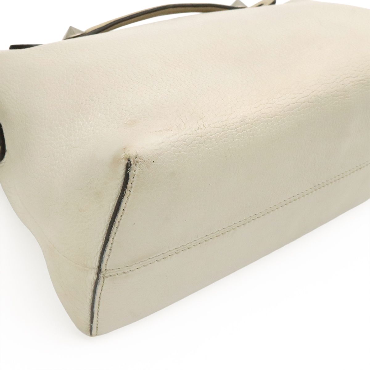 Fendi by the Way 2-Way Shoulder Bag Leather White Silver — view 3