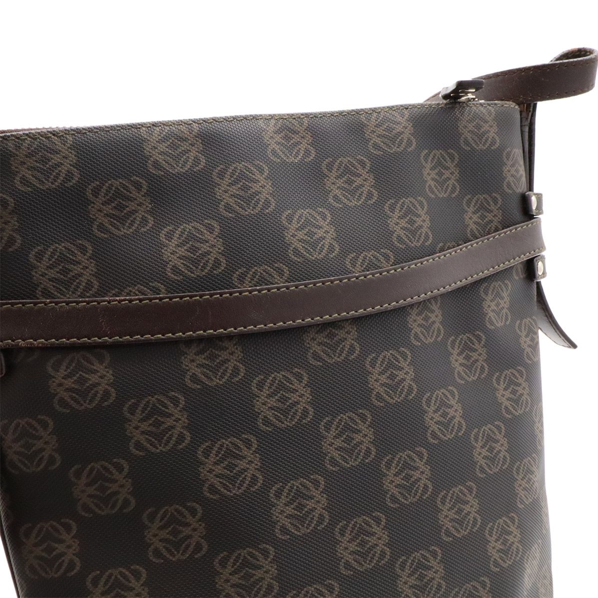 Loewe Repeat Anagram Shoulder Bag Crossbody Leather Black Dark Brown Silver — view 8