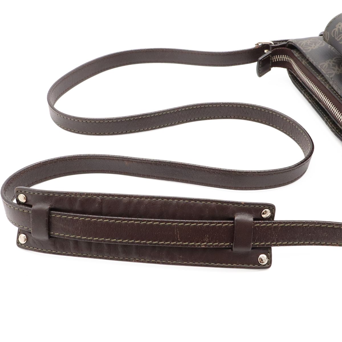 Loewe Repeat Anagram Shoulder Bag Crossbody Leather Black Dark Brown Silver — view 4