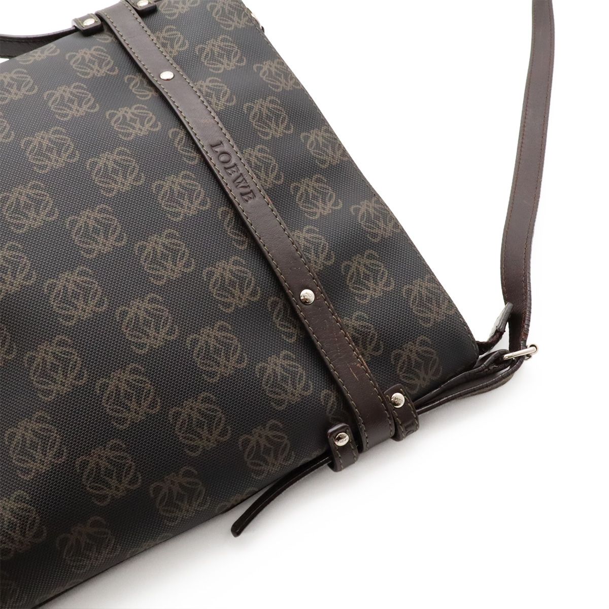 Loewe Repeat Anagram Shoulder Bag Crossbody Leather Black Dark Brown Silver — view 6