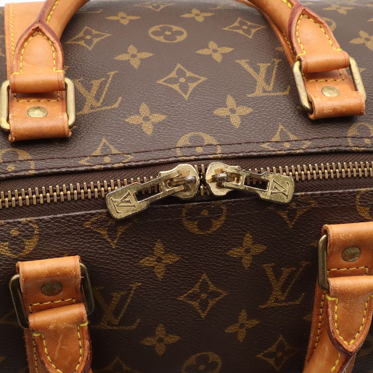 Louis Vuitton Monogram Keepall 50 Boston Bag Purse — view 5