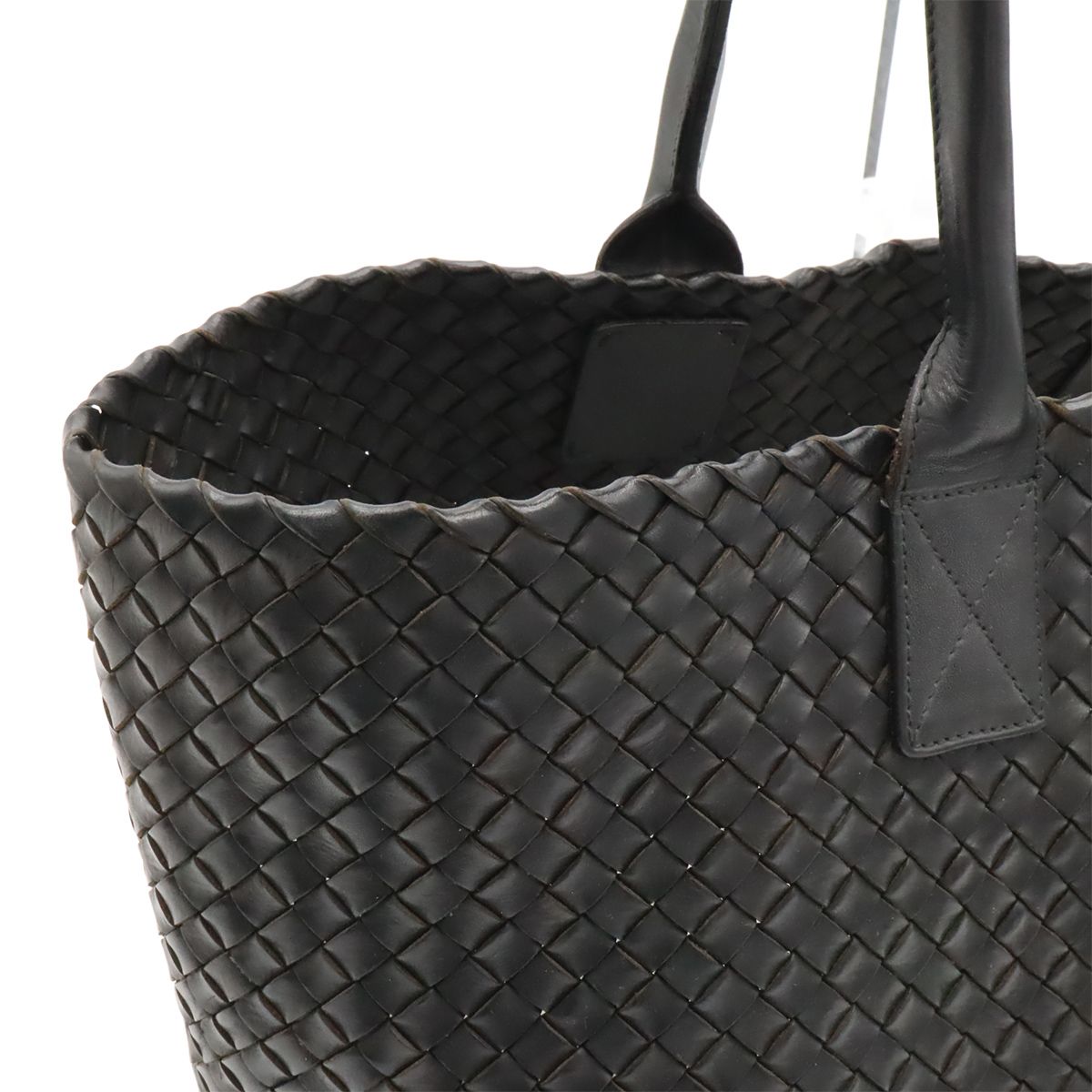 Bottega Veneta Intrecciato Cava MM Tote Leather Black Pouch Out of Stock — view 5