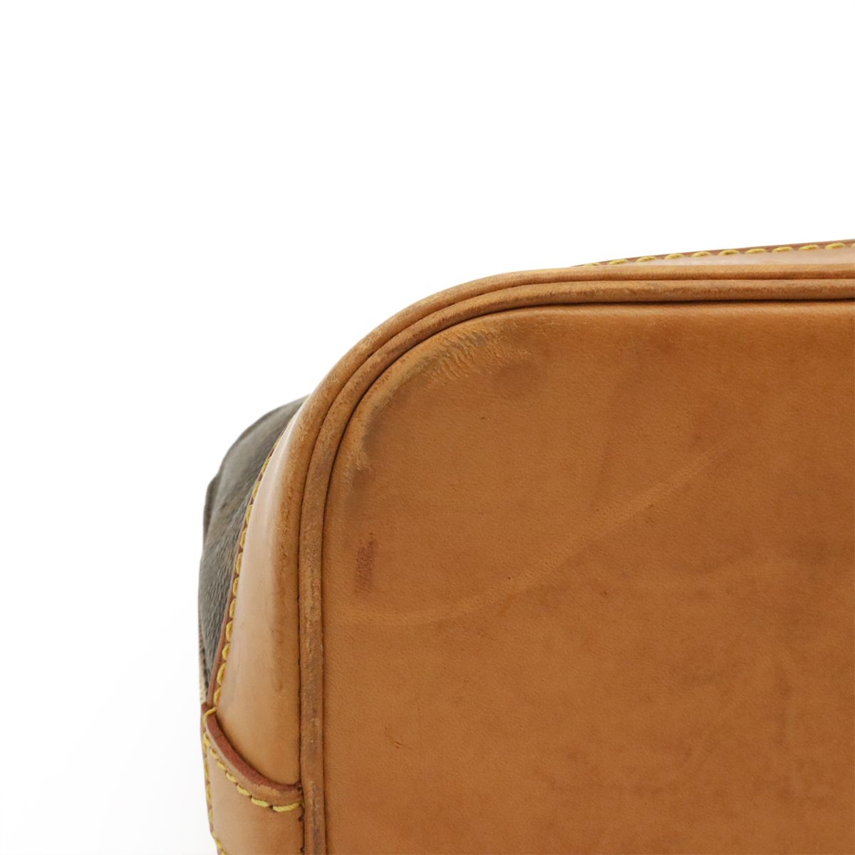 Louis Vuitton Monogram Alma Handbag — view 4