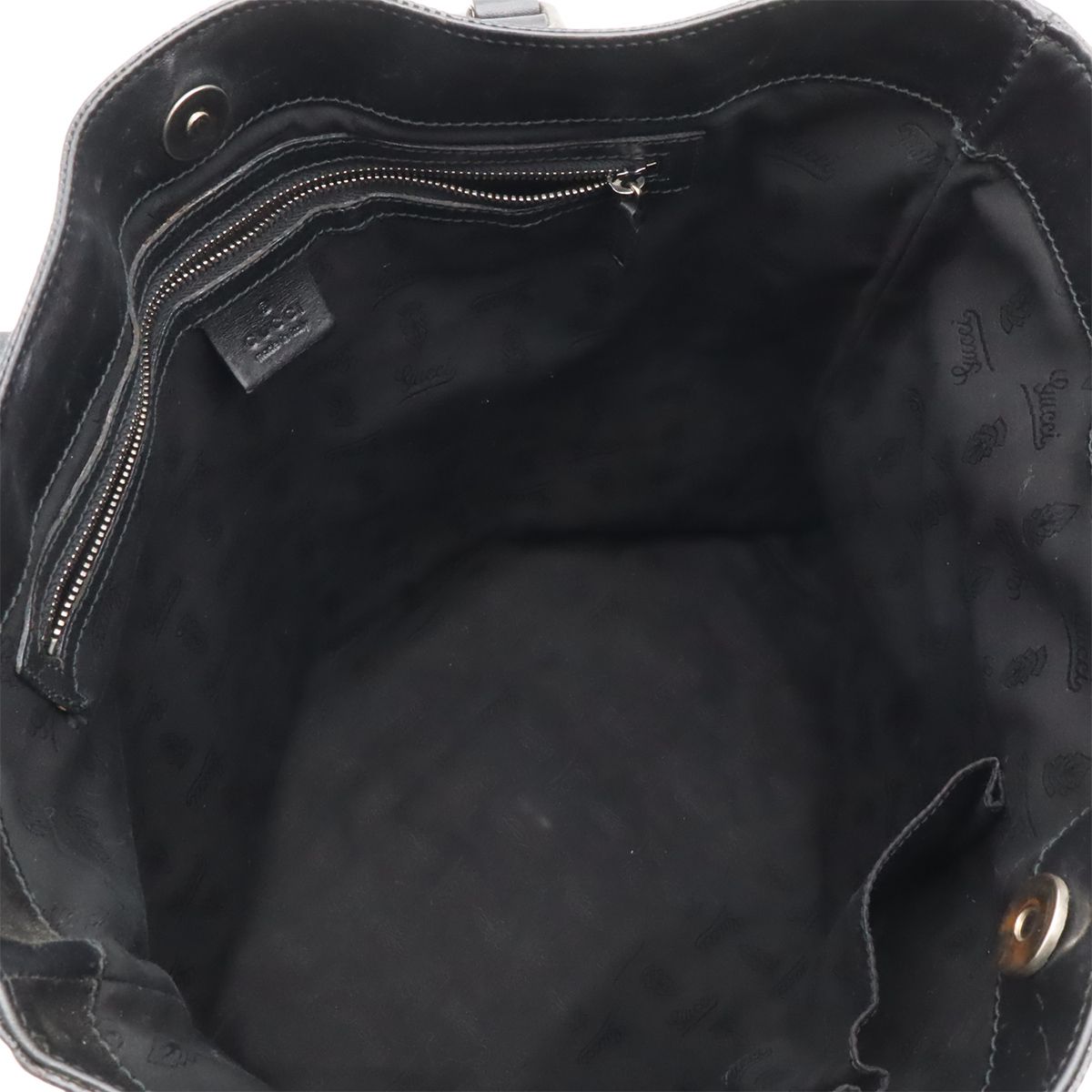 Gucci GG Supreme Tote Shoulder Leather Black Silver — view 5