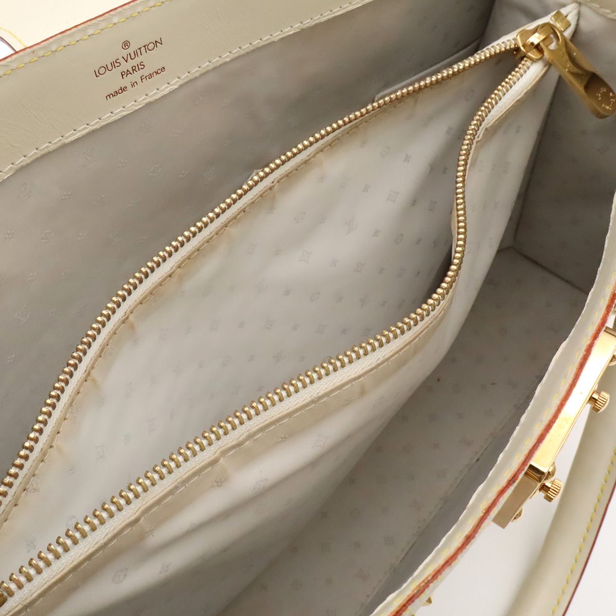 Louis Vuitton Suhali Faburo Tote Studs Leather Blanc White — view 6