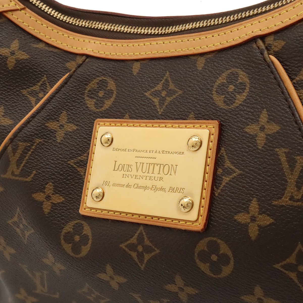 Louis Vuitton Monogram Thames GM Shoulder — view 8