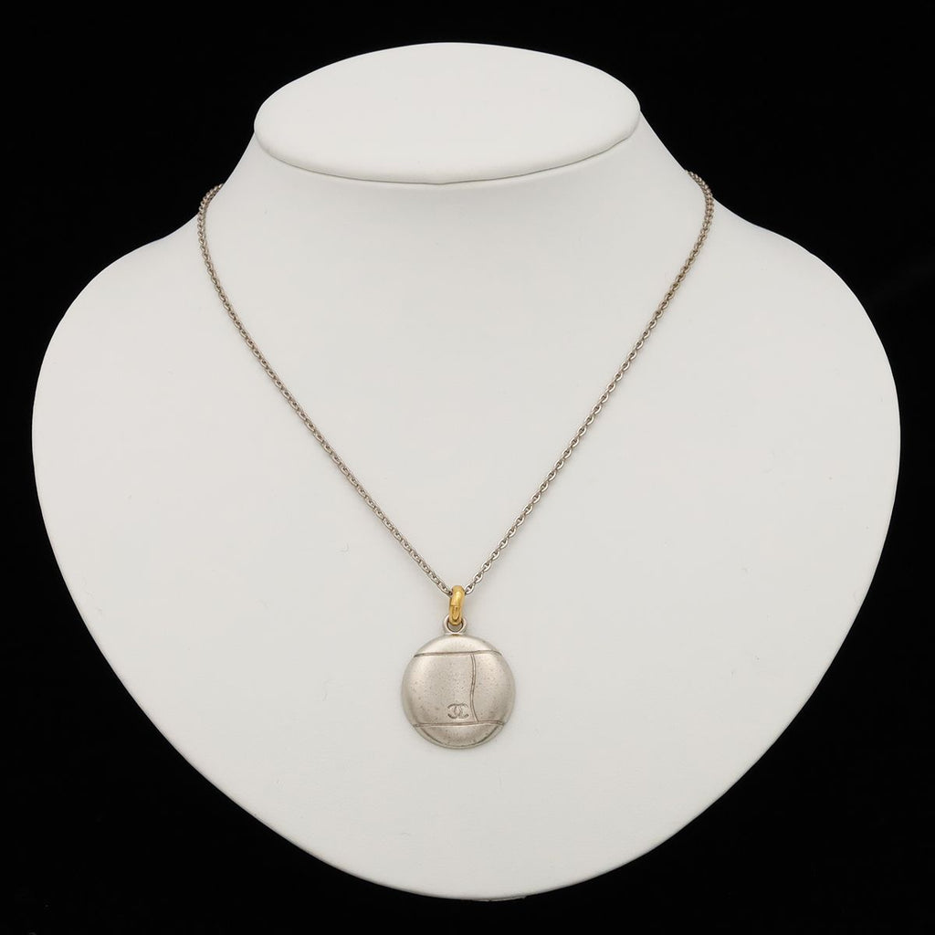 Chanel CC Logo Round Plate Vintage Chain Pendant Metal Silver — view 6