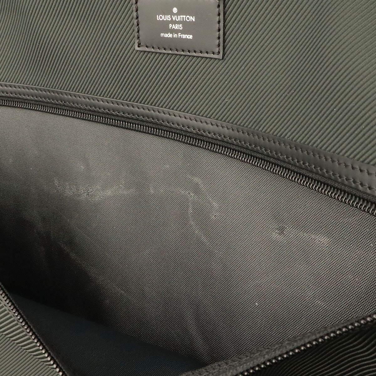 Louis Vuitton Taiga Portable Gibessiere Garment Carry Cover Shoulder Bag Ardoise — view 8