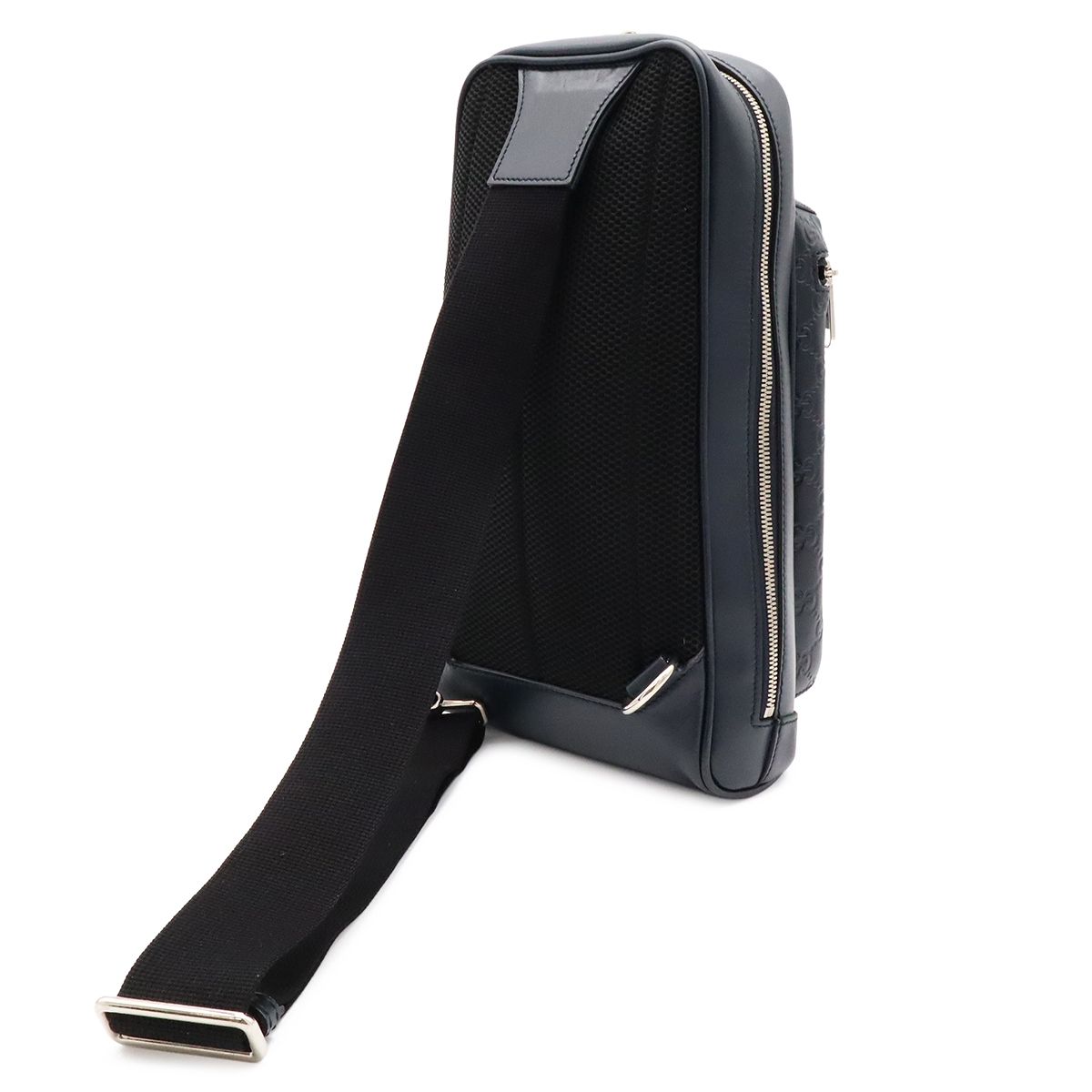 Gucci Guccissima Cross Belt Bag Crossbody Leather Navy Blue Silver — view 2
