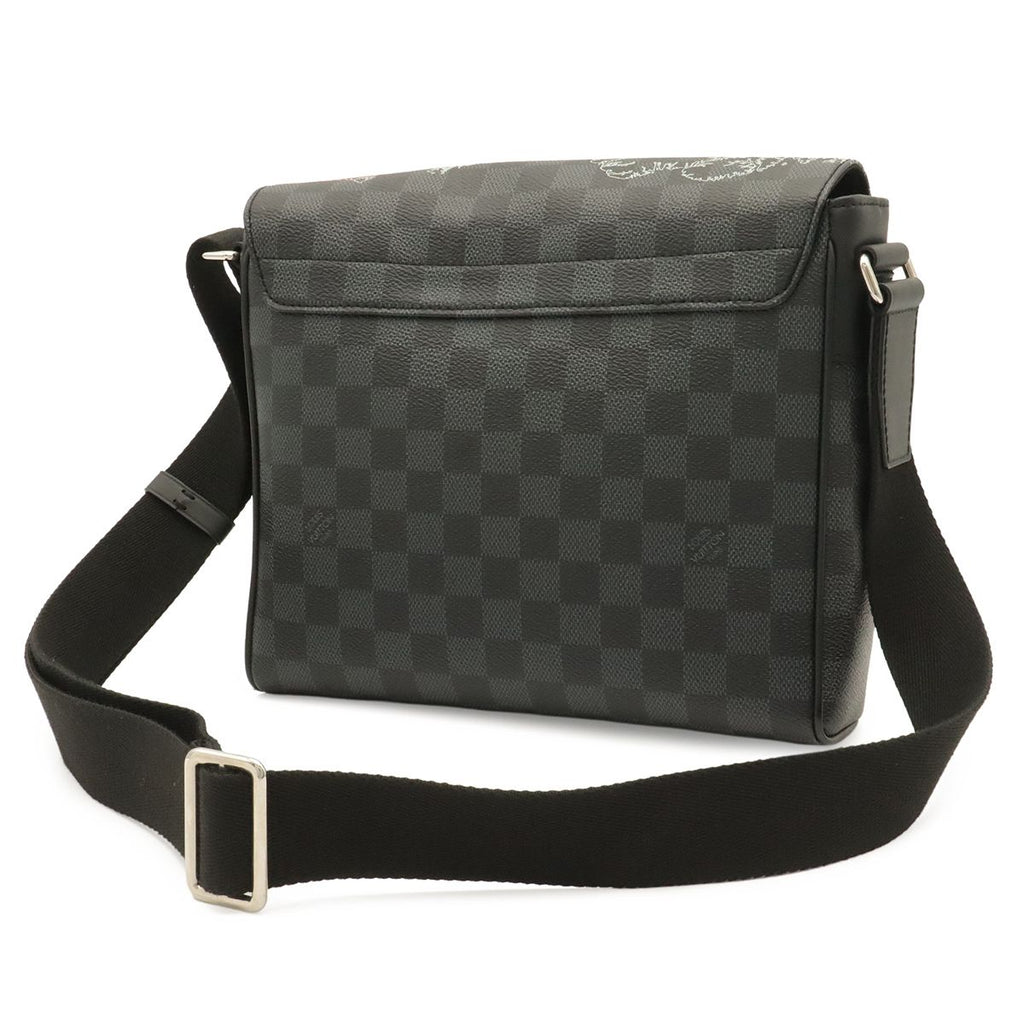 Louis Vuitton Damier Graphite District PM NM Messenger — view 2
