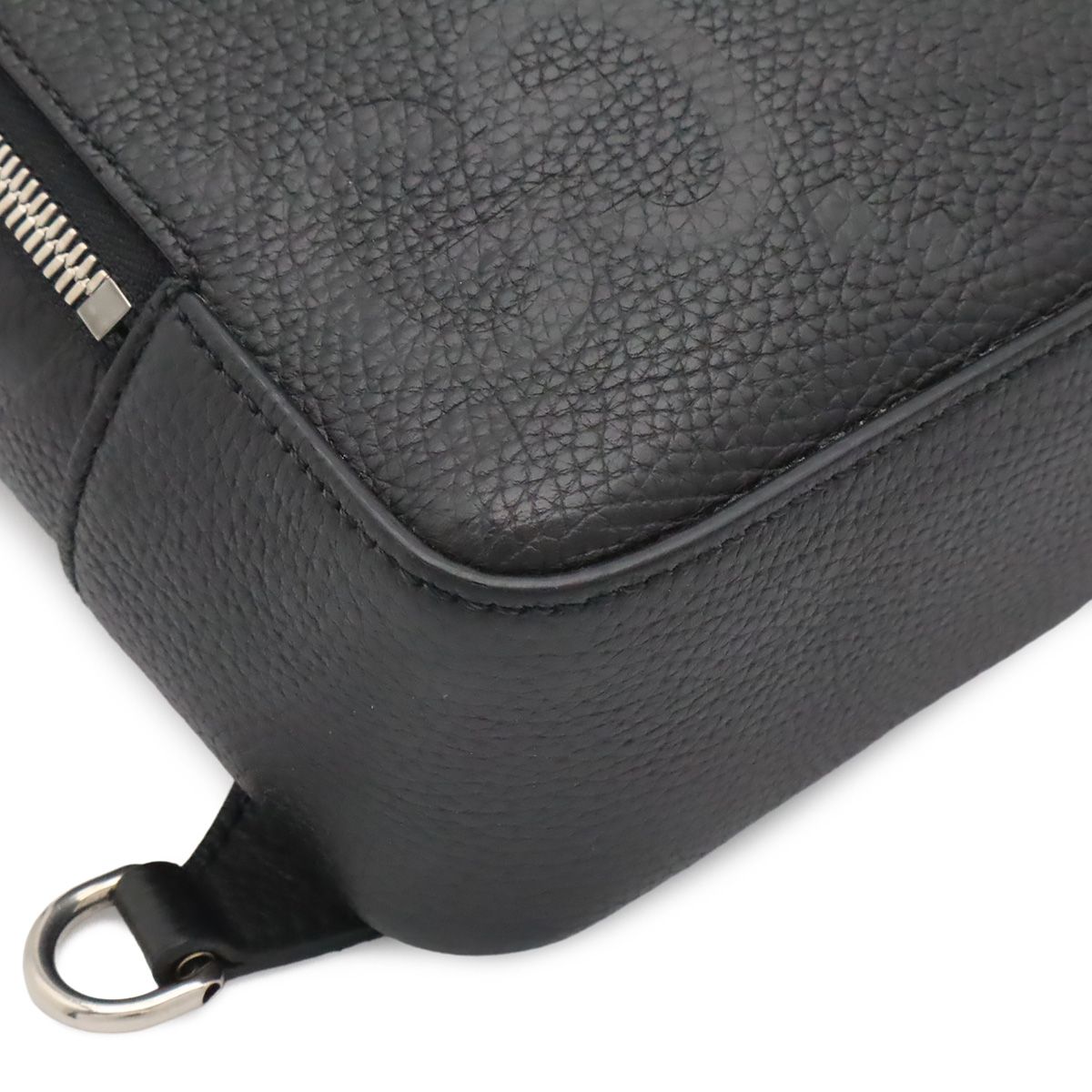 Gucci Jumbo GG Cross Belt Bag Crossbody Leather Black Silver — view 3