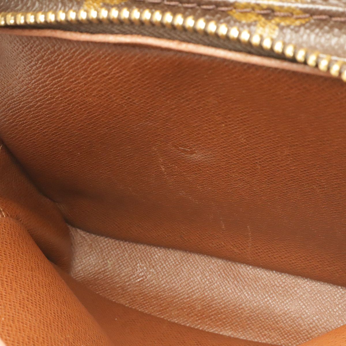 Louis Vuitton Monogram Amazon Shoulder Bag Pochette — view 9