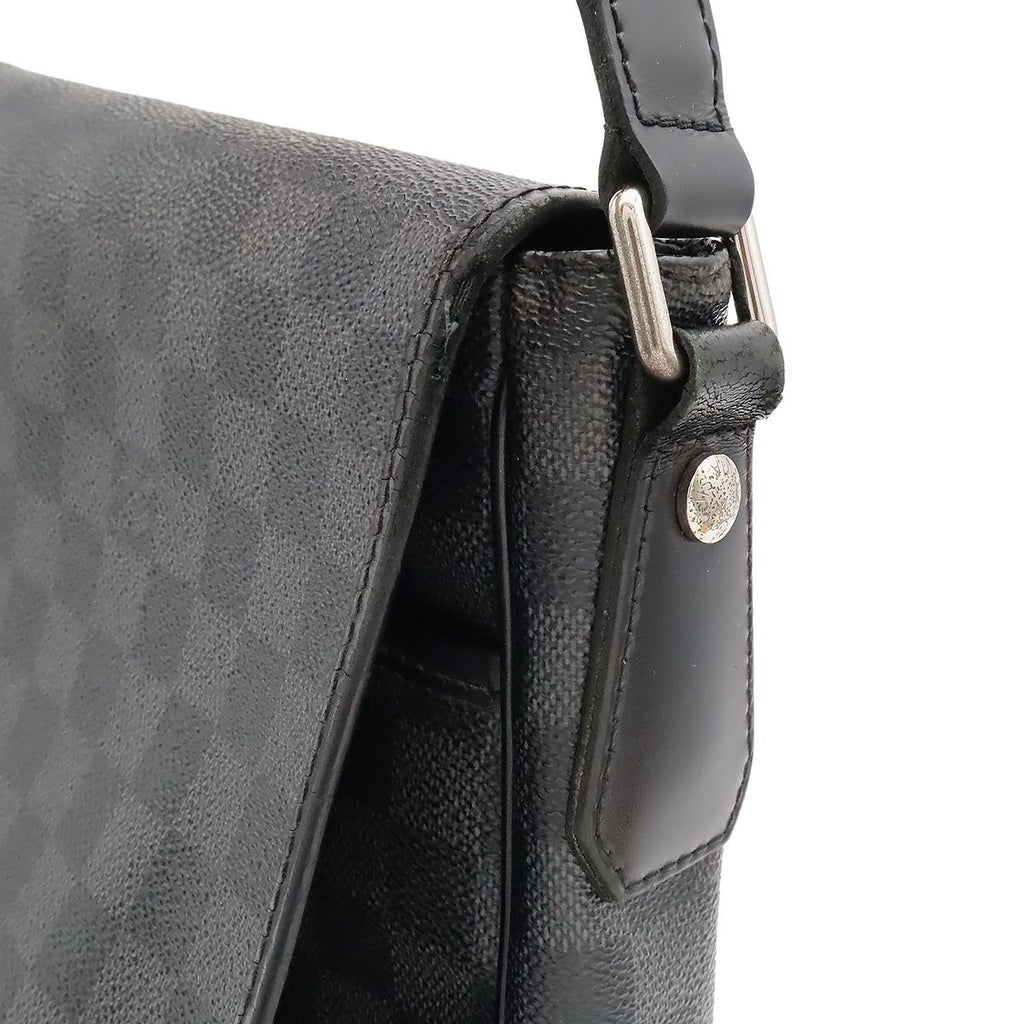 Louis Vuitton Damier Graphite Daniel MM Messenger — view 4