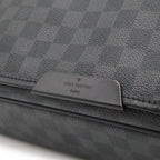 Louis Vuitton Damier Graphite Daniel MM Messenger — view 9
