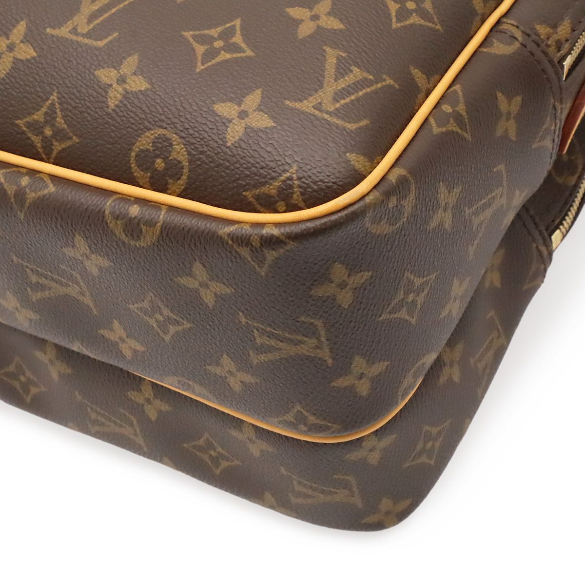Louis Vuitton Monogram Reporter GM 37 Shoulder — view 3