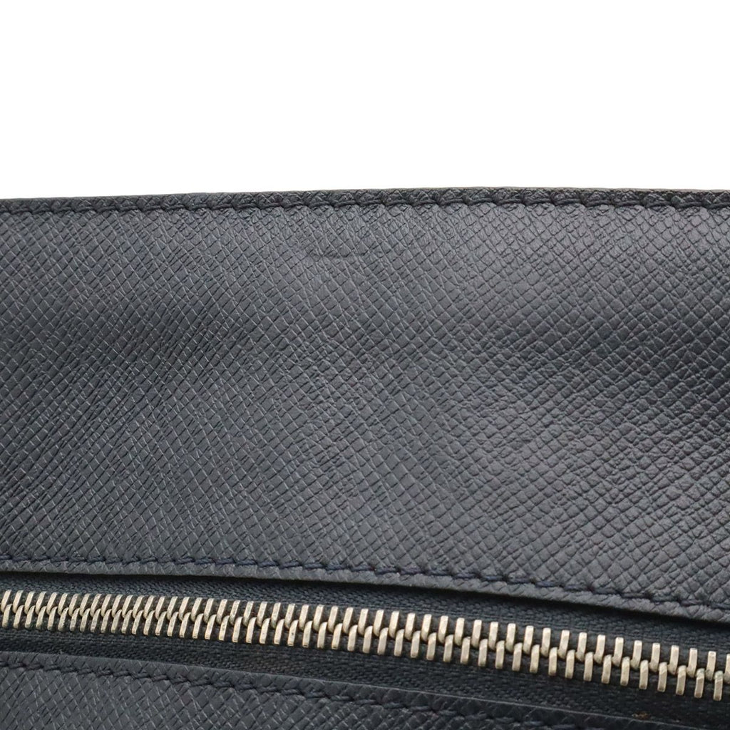 Louis Vuitton Taiga Sasha Shoulder Bag Crossbody No Gusset Boreal Navy Silver — view 8