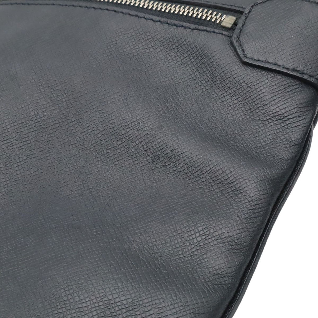 Louis Vuitton Taiga Sasha Shoulder Bag Crossbody No Gusset Boreal Navy Silver — view 9