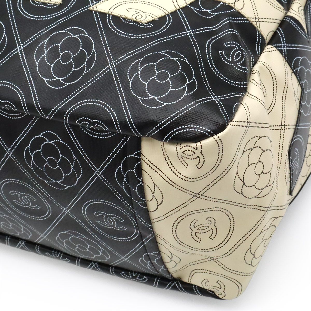Chanel Camellia CC Logo Large Shopping Tote 2-Way Chain Shoulder Bag Black Beige — view 3