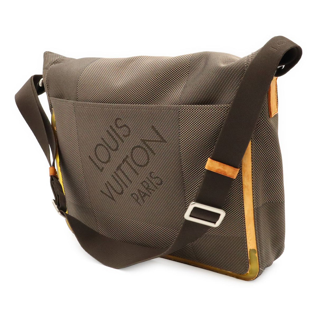 Louis Vuitton Damier Geant Messager Shoulder Bag Crossbody Tail — view 2