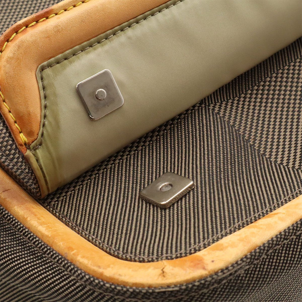 Louis Vuitton Damier Geant Messager Shoulder Bag Crossbody Tail — view 5