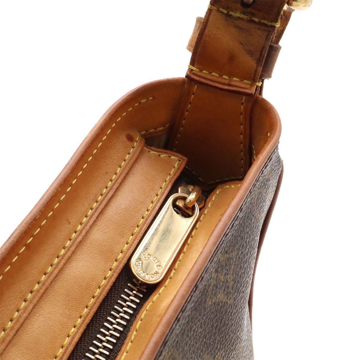 Louis Vuitton Monogram Hudson GM Shoulder Bag Crossbody Long — view 5