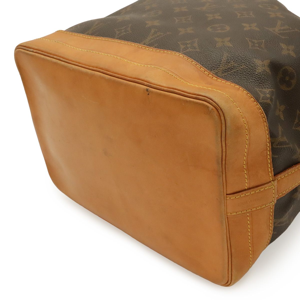 Louis Vuitton Monogram Noe Shoulder Bag Semi Drawstring — view 3